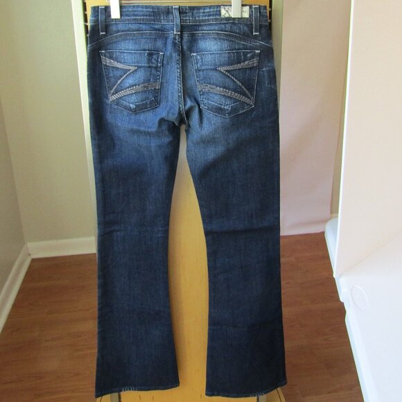 NEW Dylan George Alexandra Flare Jeans - Picture 4 of 9